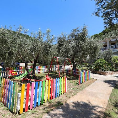 Niki Apartments Panormos  エクステリア 写真