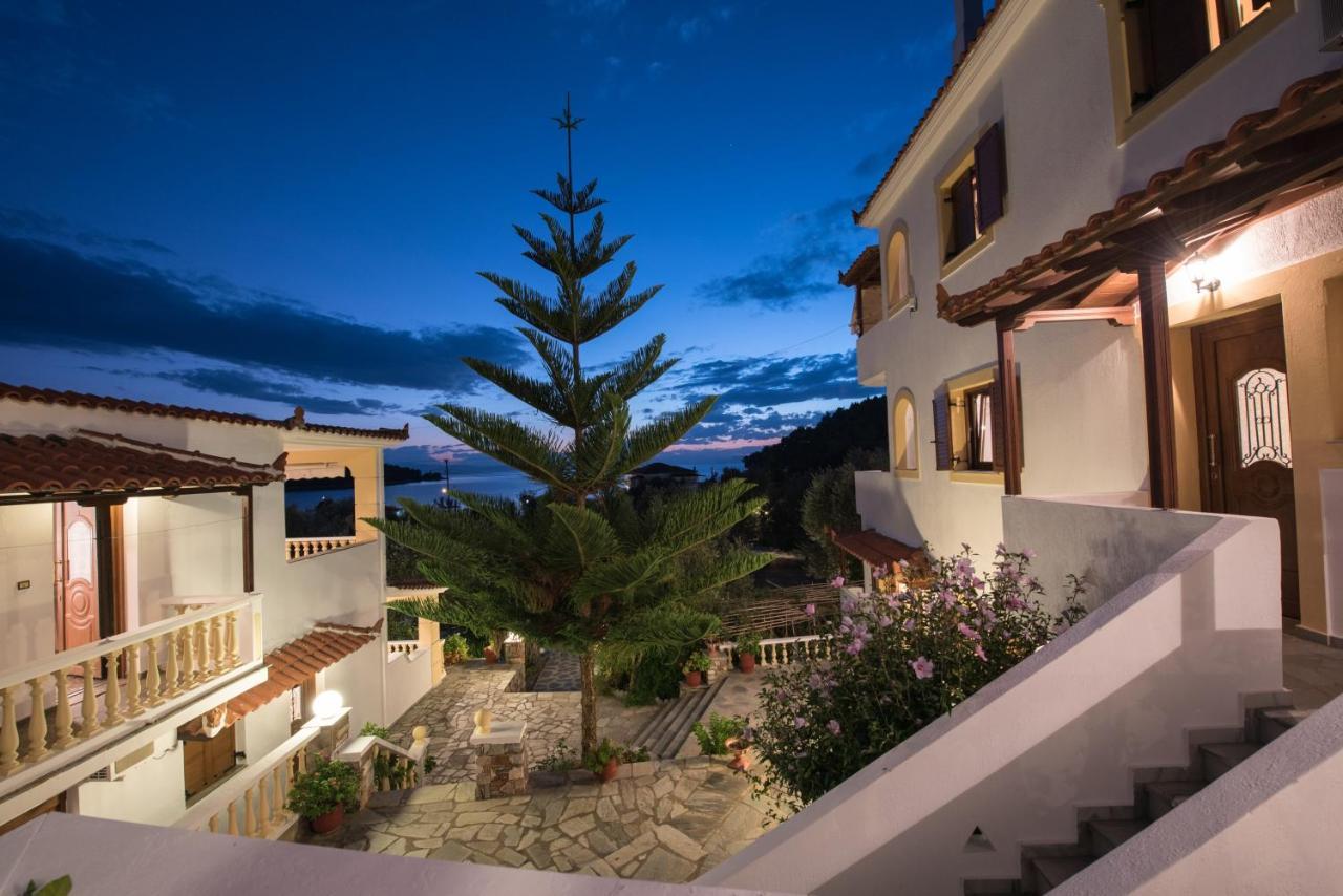 Niki Apartments Panormos  エクステリア 写真