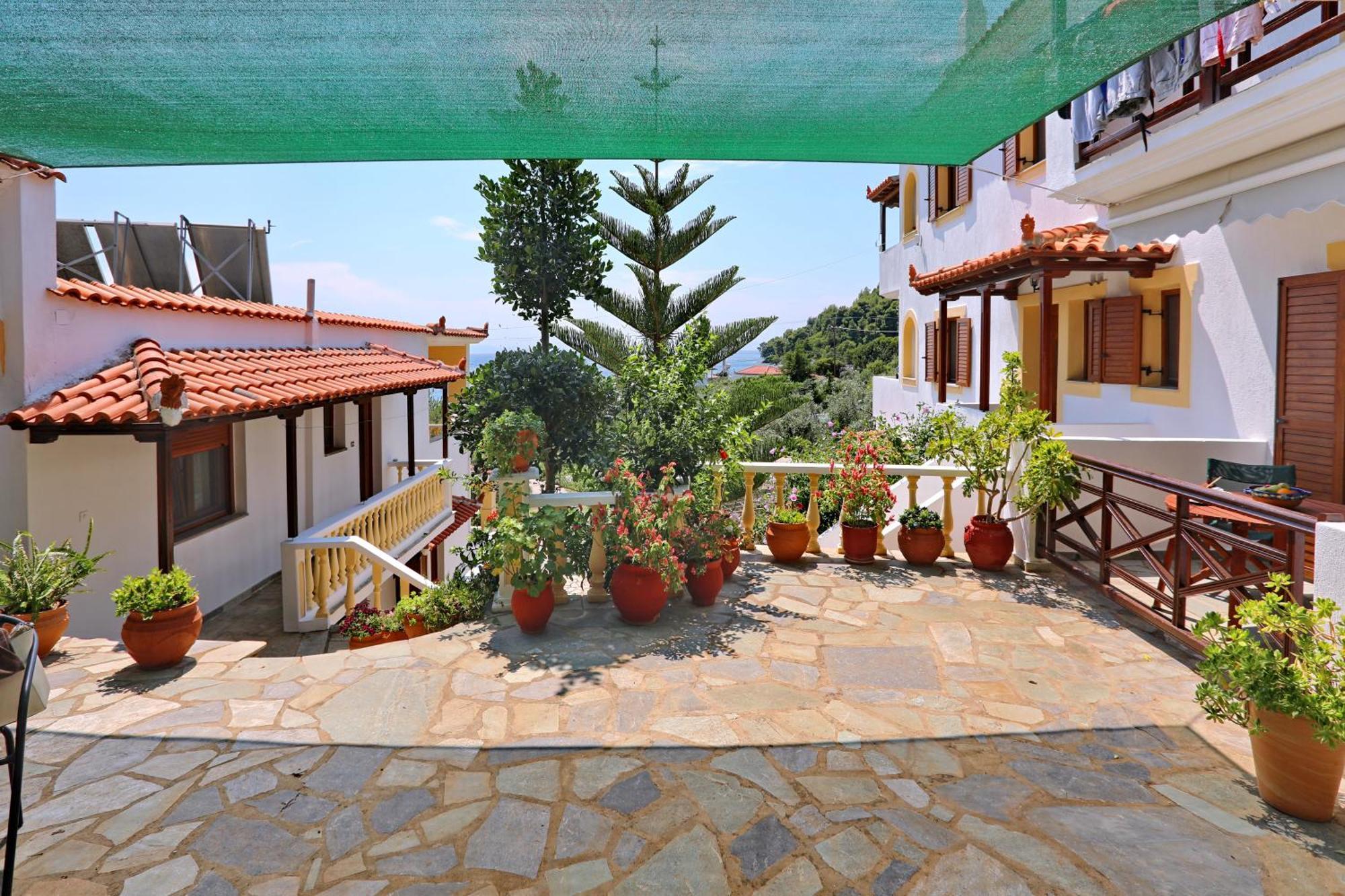 Niki Apartments Panormos  エクステリア 写真