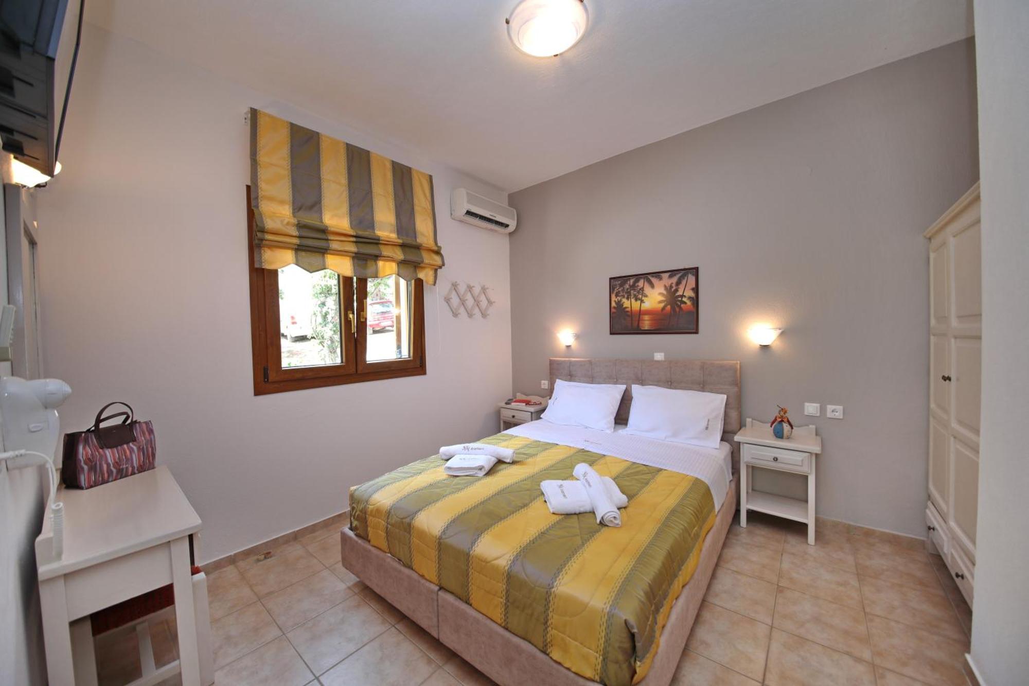 Niki Apartments Panormos  エクステリア 写真