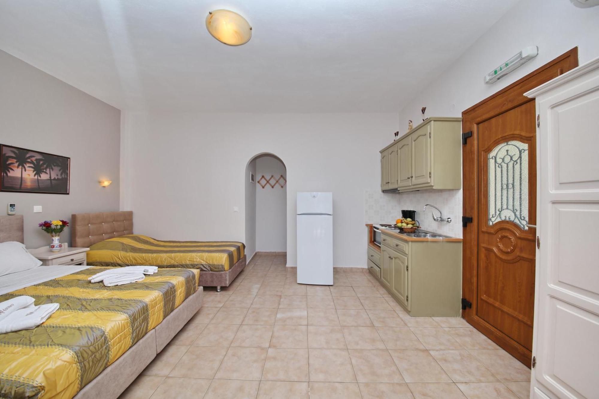Niki Apartments Panormos  エクステリア 写真