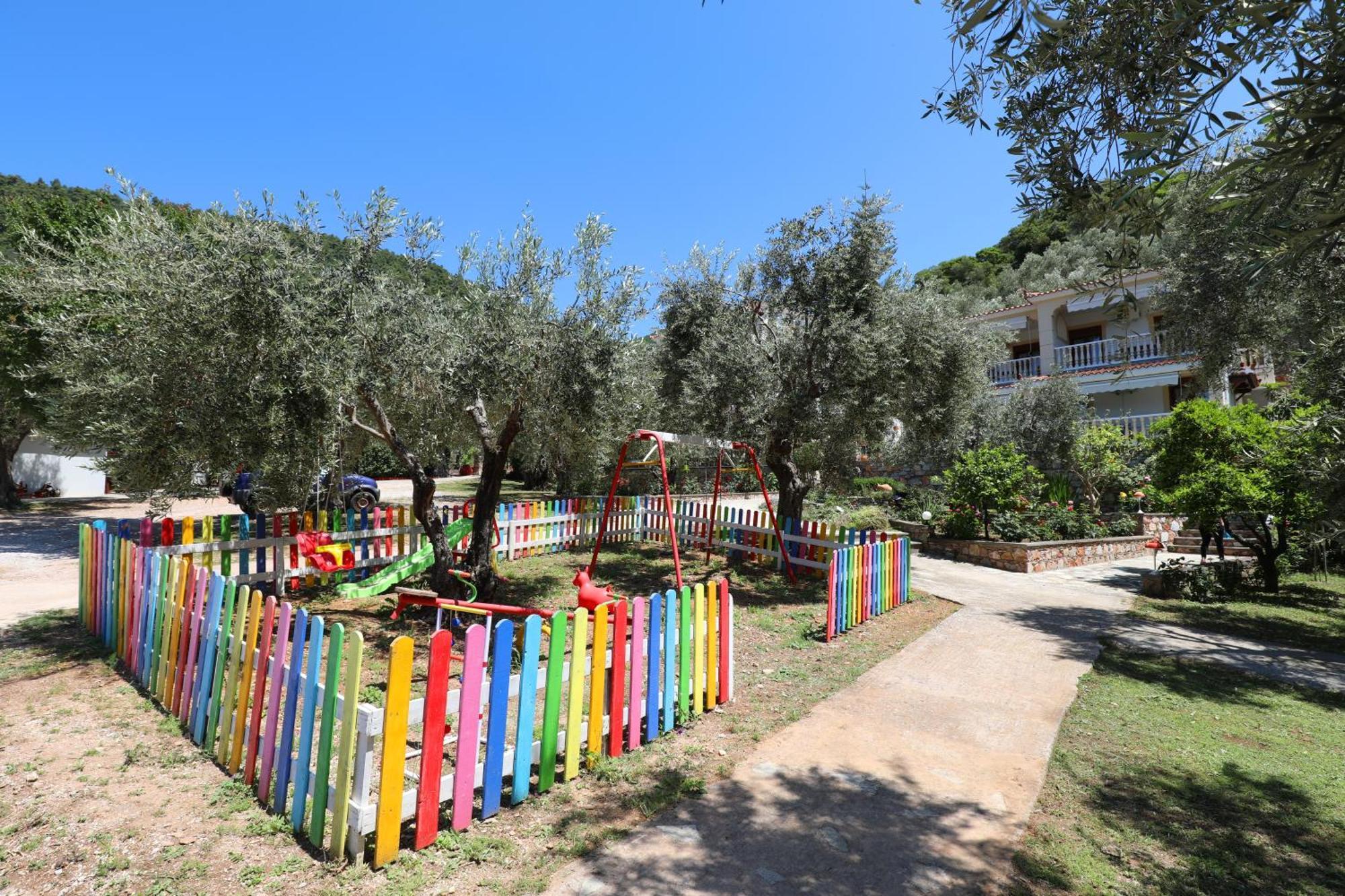 Niki Apartments Panormos  エクステリア 写真